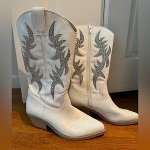 Betsey Johnson White Rhinestone Cowboy Boots